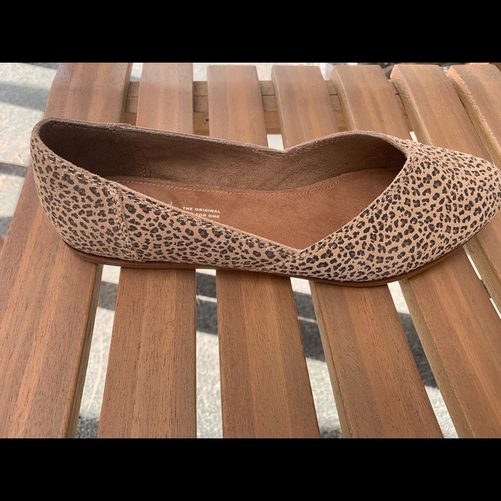 Toms Jutti Leopard Suede Flat